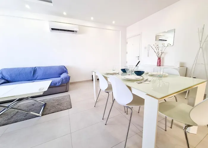 Seaside Elegance Retreat Apartman *